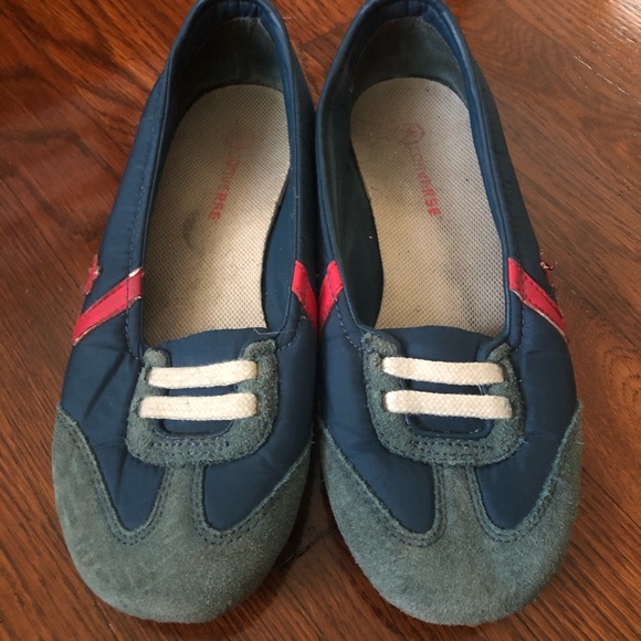 Converse slip on’s - Picture 2 of 6